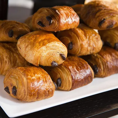 호텔 레 마탱 드 파리&스파 4*