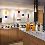 Szálloda Les Matins De & 4*