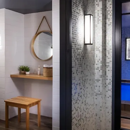 Les Matins De Paris&spa Hotel 4*