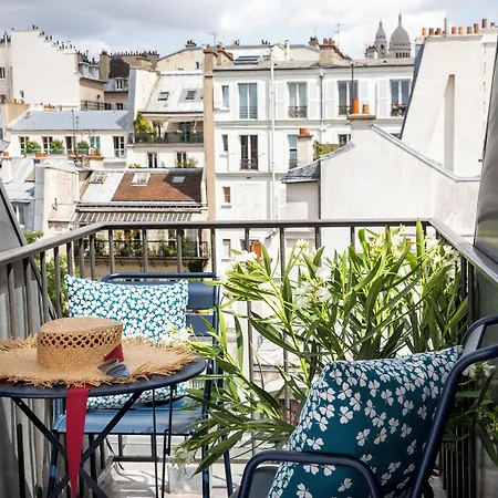 Les Matins De &