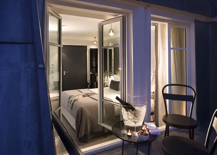 Отель Les Matins De & 4*