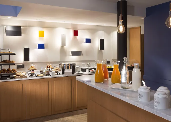 Hotel Les Matins De & 4*