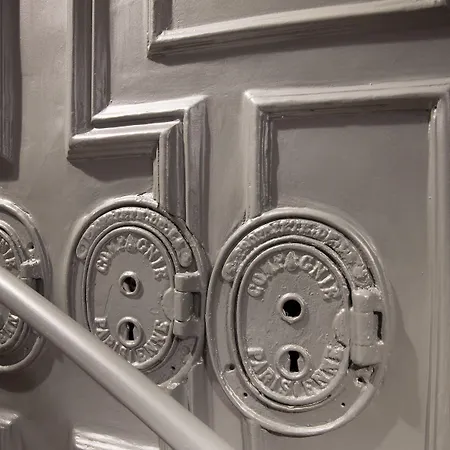 Les Matins De & מלון 4*